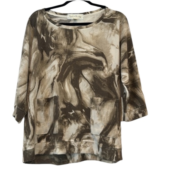 French Laundry Tops - ** NWT** Tie Dye/Swirly Ribbed Top w/Pockets